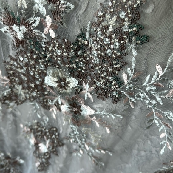 Mac Duggal EMBELLISHED V NECK ILLUSION LONG SLEEVE GOWN size 16 $698 - Picture 13 of 16